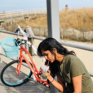 Meet your Posher, Divya